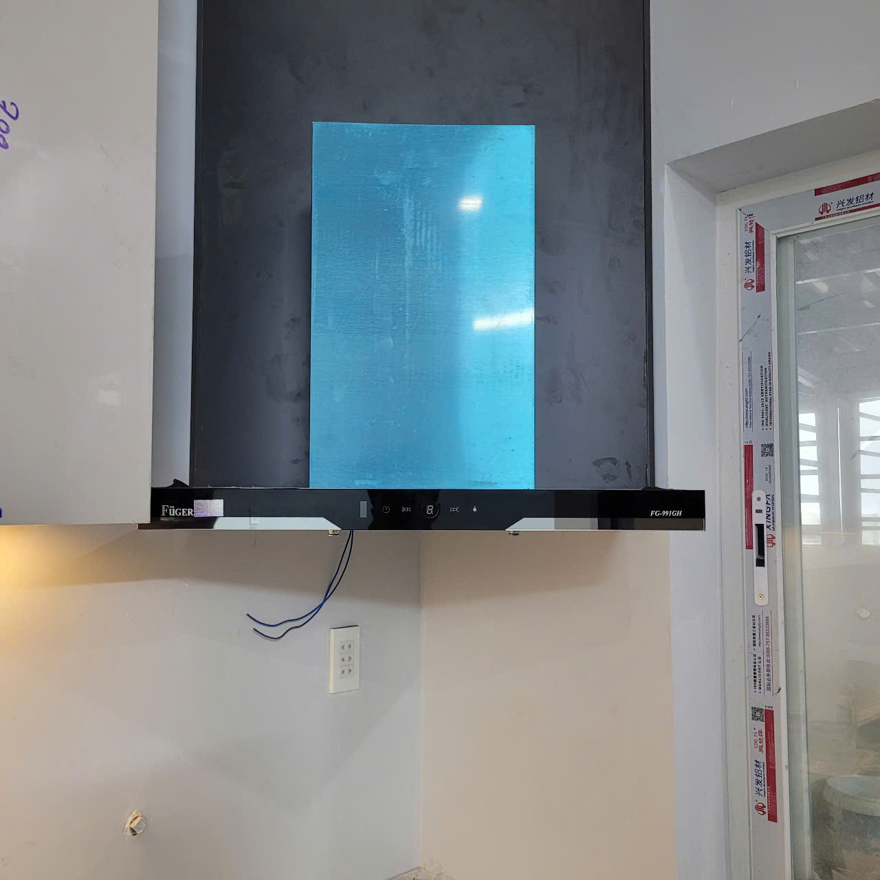 Máy Hút Mùi Chữ T Fuger